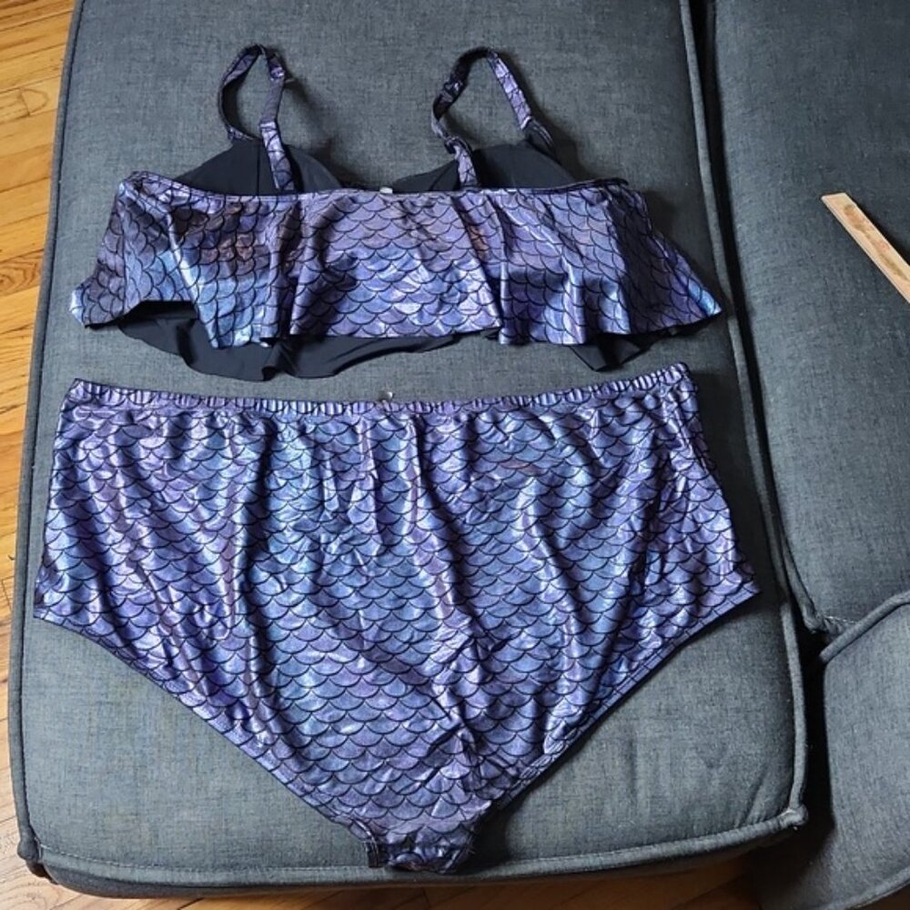 Torrid Purple & Black Mermaid Wireless Bikini Top (Sz4)  & Bottom (Sz6) - Picture 4 of 9